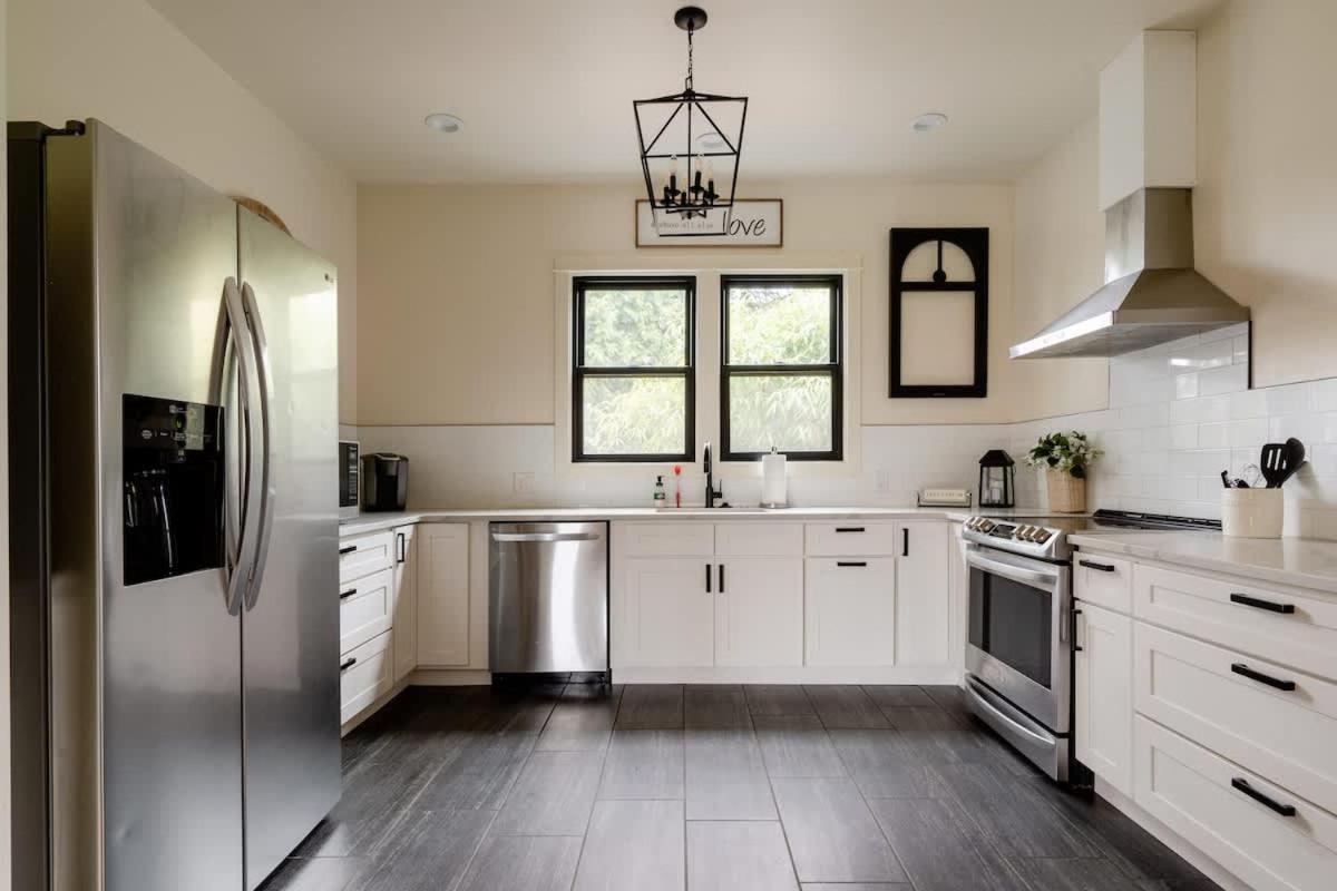Collection - Fresh Remodel In Se 96bikescore Holiday home Portland