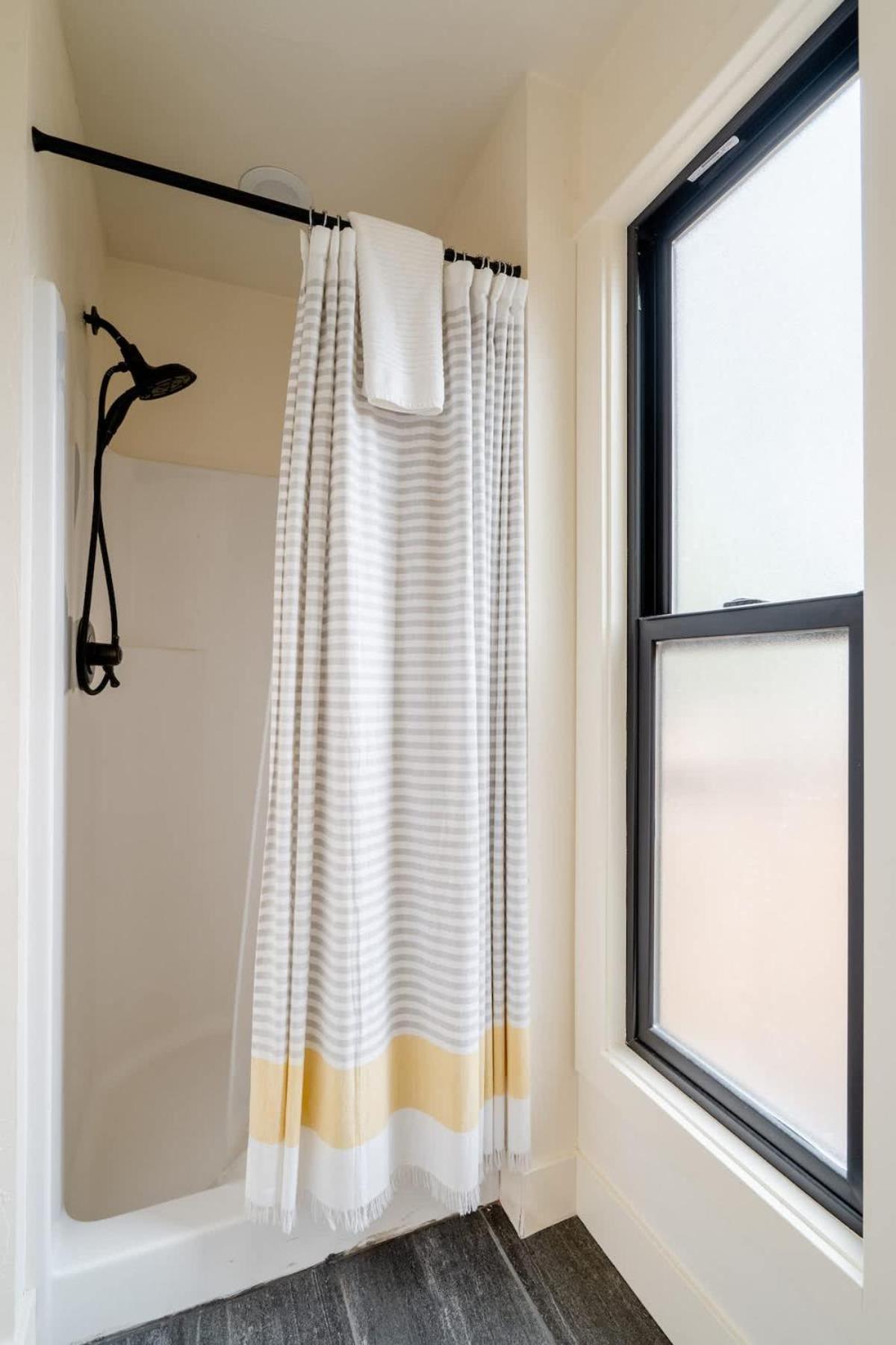 Collection - Fresh Remodel In Se 96bikescore Holiday home *